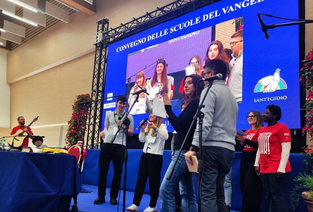 A Fiuggi un convegno della Comunità di Sant'Egidio: famiglie, giovani universitari e nuovi europei insieme per riflettere sul messaggio della Pasqua